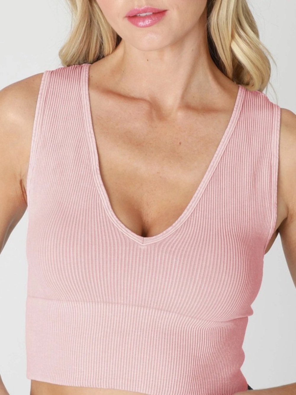 Garages Ribbed V-Neck Tank Top